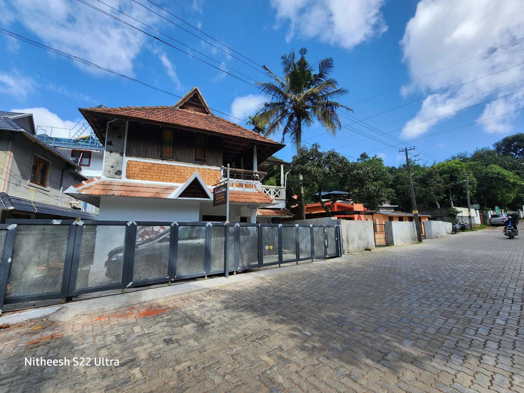 Kairali Palace Home Stay Thekkady Ngoại thất bức ảnh